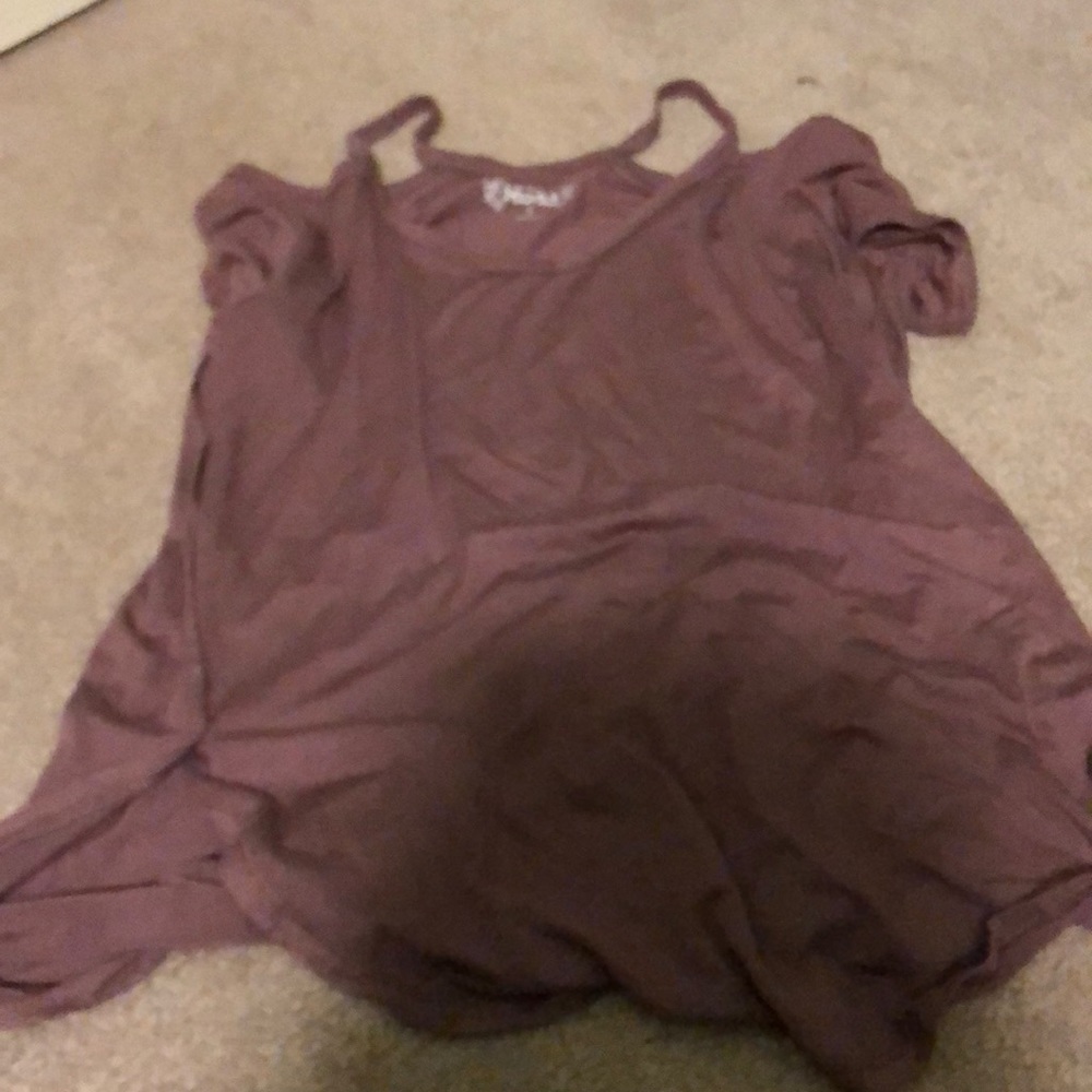 Woman’s shirt small